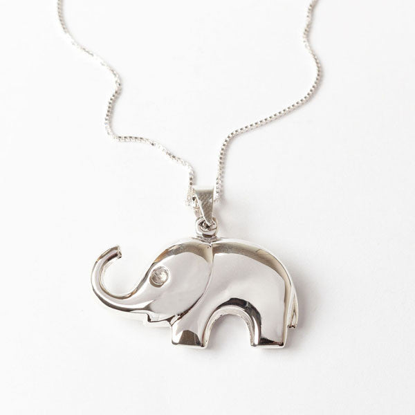 Elephant necklace deals pendant